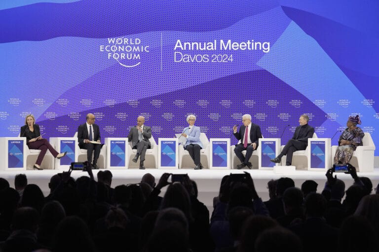 Davos 2024 no sabe si ser optimista o pesimista